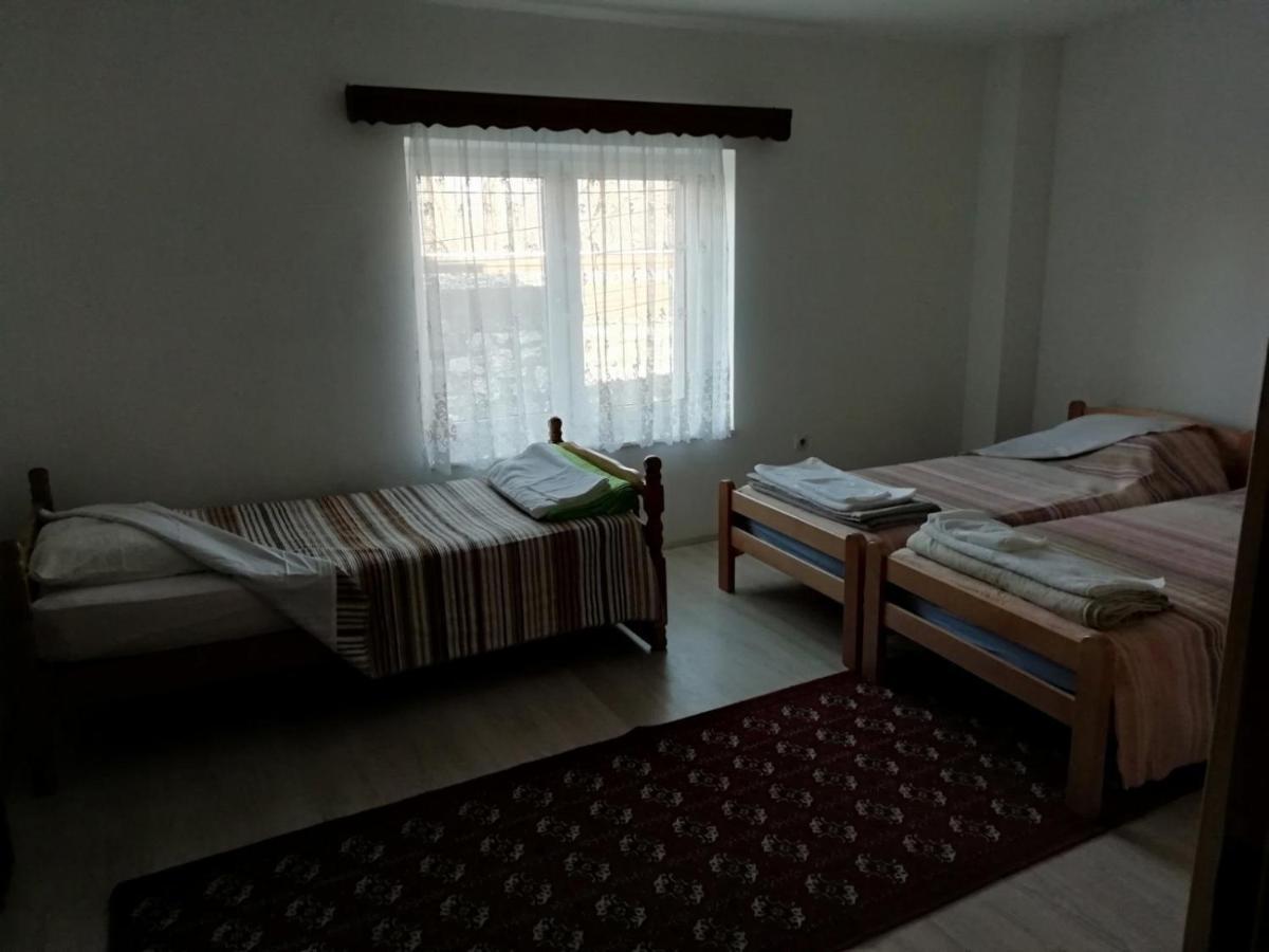 Lydia Center Apartment Velesz Kültér fotó
